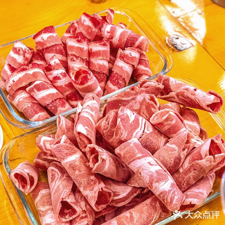 哈尔滨这家四层还爆满🔥的火锅店真是馋肉好去处