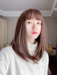 -时尚殿堂明星门店