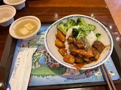 -横琴湾畔餐厅(长隆海洋王国白鲸剧场店)