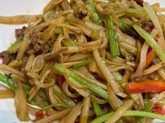 -黄泥岗·地道湖北菜(奥特莱斯店)