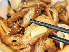 -老鼎万春卤菜(五代传承创始老店)