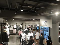 -NIKE品牌体验店(南京东路店)