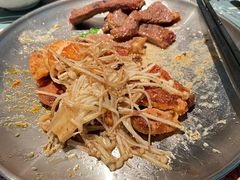 -阪尚皇·原切牛排·烤肉火锅自助(北京路店)