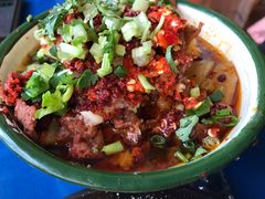 路边嫩牛肉-马路边边 传媒大学店