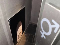 -穹六人间 people 6(岳阳路店)