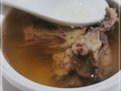 -顺风汤馆·广府粤菜(江宸天街店)