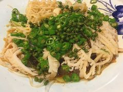 -胡桃里乐队酒馆(鎏嘉码头店)