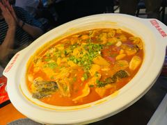 -魏铭鱼头捞饭(晋阳路店)