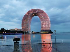 -湖州太湖旅游度假区-月亮广场