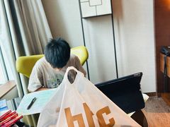 -BHC炸鸡(明洞总店)
