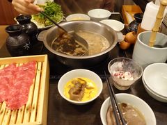 生鸡蛋蘸料-鍋ぞう(新宿西口店)