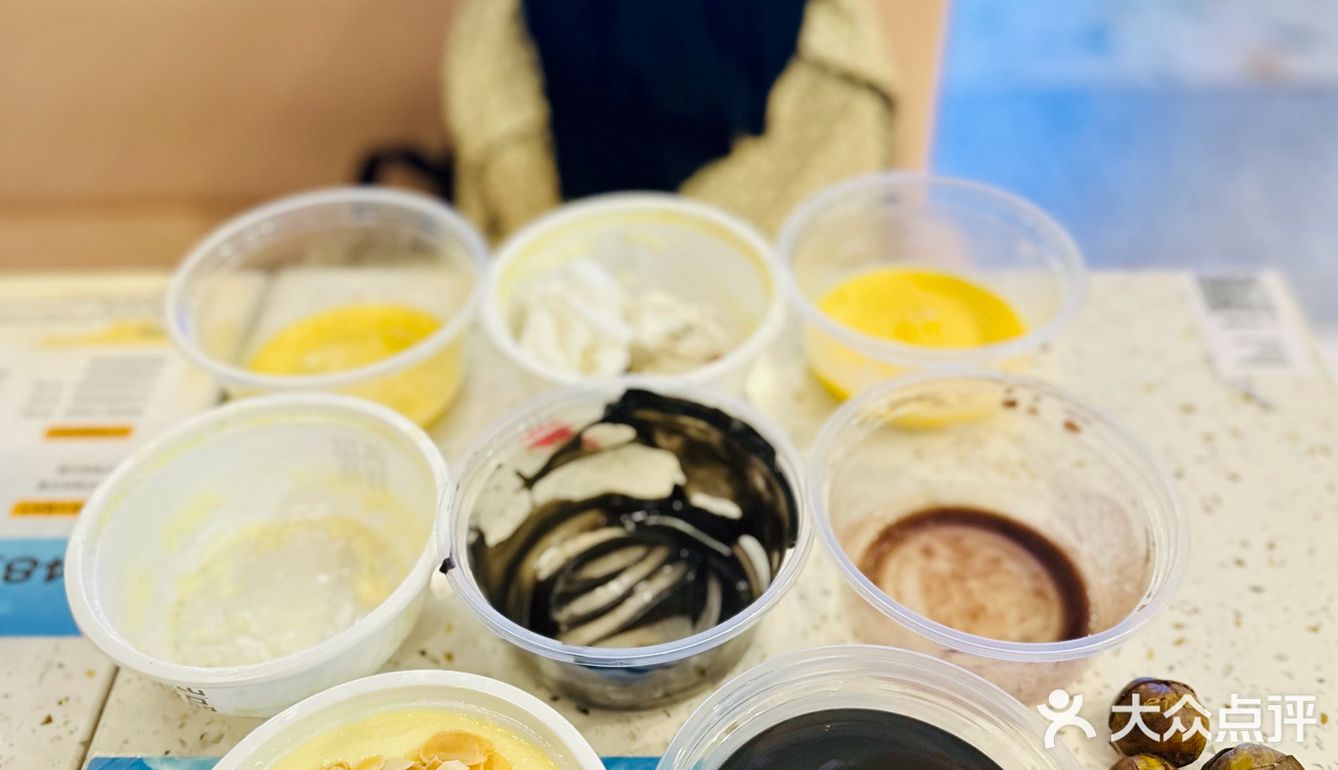 2024年第一次甜品自助🍨🍮五刷满记