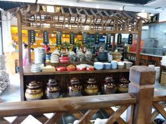 自助取餐区-黄桷树曹家私房菜(江与城店)