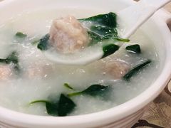 枸杞叶手打肉丸粥-新兴家喻酒家·羊城名宴(昌岗店)