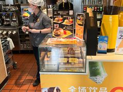 -麦当劳(军博店)