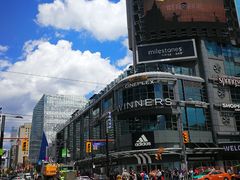 -Cineplex Cinemas Yonge Dundas & VIP