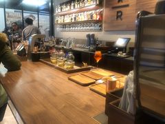 -星巴克(港汇1号办公楼店)