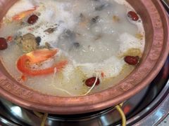 -阿婆情腊排骨火锅(金虹路店)