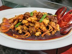 -浦東饭店(育才街怀特国际商城店)