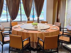 -粤盛海鲜平价店(洛溪食街店)