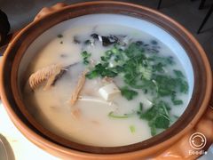 千岛湖招牌鱼头砂锅-姜君·千岛湖鱼头馆(浦东大道店)