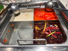 -海底捞火锅鲜切牛肉主题店(长寿路店)