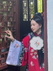 -棠莳旅拍汉服体验馆