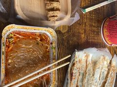-花儿姐与战哥的美食档