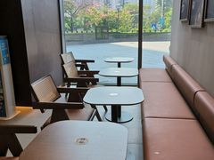 靠窗位-奈雪的茶(南山大冲一期店)