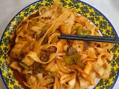 -鲲少爷烤鱼饭.螺蛳粉·清真(爱琴海店)