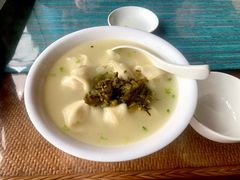 黄鱼馄饨-洪大妈·黄鱼面(金山嘴渔村店)