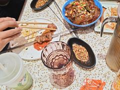 -小董哥烤串·爆汁大油边(故宫店)