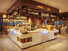 自助取餐区-OPEN開全日自助餐厅·西餐·海鲜(佛山希尔顿酒店)