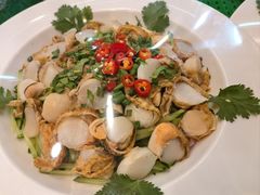 -喝丢一只鞋海鲜烧烤(市场店)