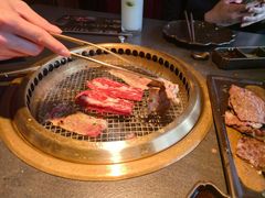 -铭牛烧肉·和牛海鲜自助(高新月牙湖店)