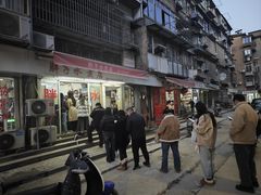 -胖子水煮(铁路三村无任何分店)