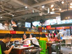 大堂-钢管厂歆瑞源油卤串串香(春熙路太古里店)