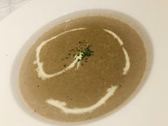 奶油蘑菇汤&nbsp;mushroom&nbsp;soup-MARU玛露音乐餐厅(大学路店)