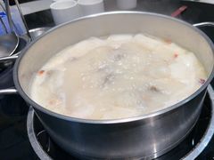-煲王粤菜餐厅(中侨中心店)