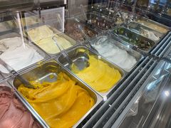 -VENCHI 闻绮(上海佛罗伦萨小镇店)