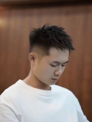 -海文先生国潮烫染男士理发馆