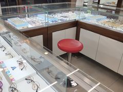 -明月眼镜(三坝店)