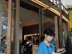 -奥园广场(广州番禺福德路店)