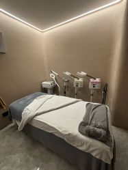 -KONSISTANT科思坦汀问题肌·科技美肤