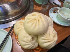 酸菜包子-老何二婶家铁锅炖·东北菜(白石洲店)