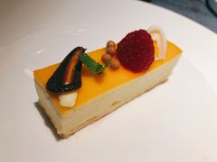 百香果慕斯-弦月窗LUNETTE BY AMANDA(复兴路店)