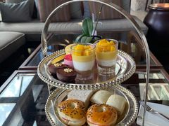 -三亚湾海居铂尔曼度假酒店