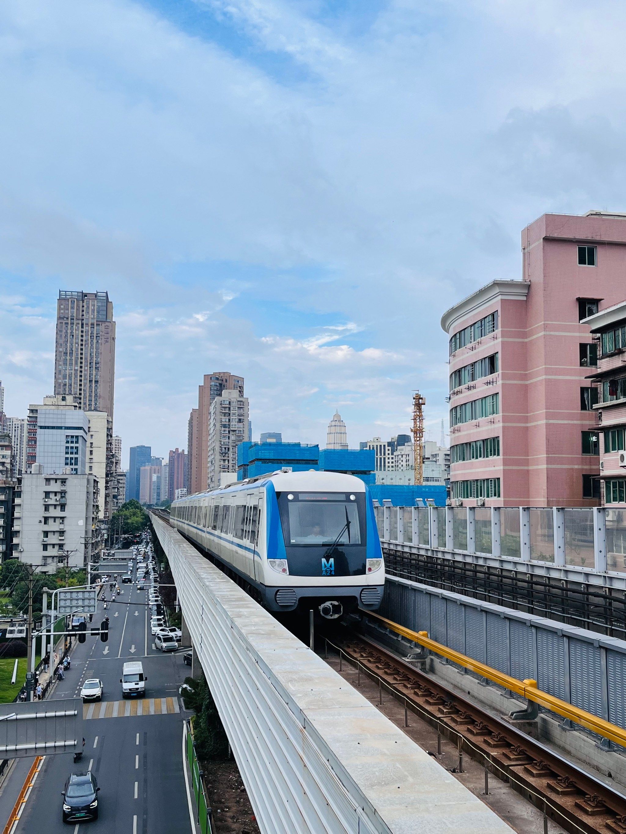 放晴后的一号线