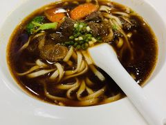 金牌半筋半肉面-康师傅私房牛肉面(北京南站店)
