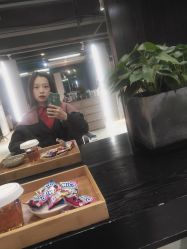-苑苑发型设计